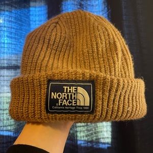 ADULT NORTH FACE TOBOGGAN